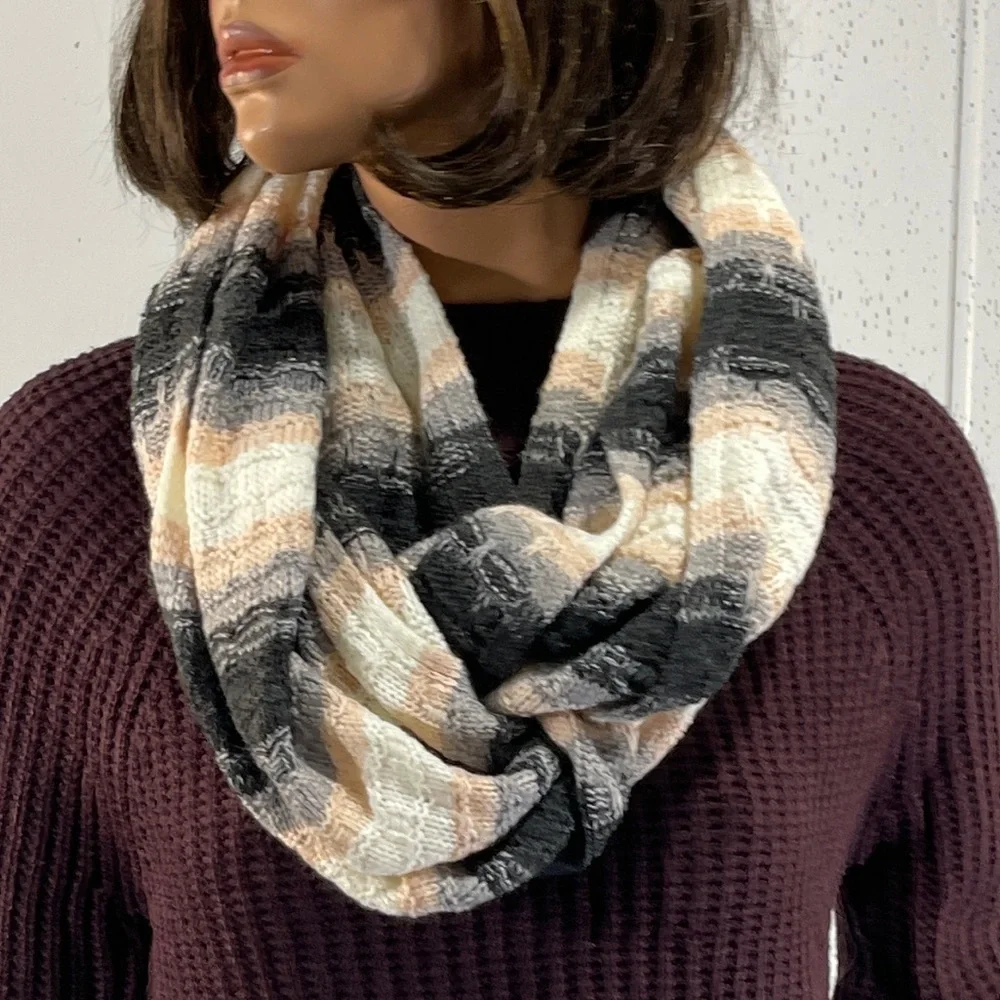 *Calvin Klein Women's Piink & Gray Striped Infinity Scarf